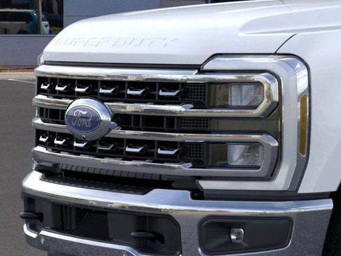 New 2025 Ford F350 Lariat w/ Lariat Ultimate Package image 17