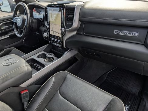 Used 2023 RAM 1500 Laramie AWD/4WD image 32