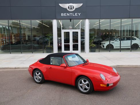 Used 1995 Porsche 911 Carrera RWD image 21