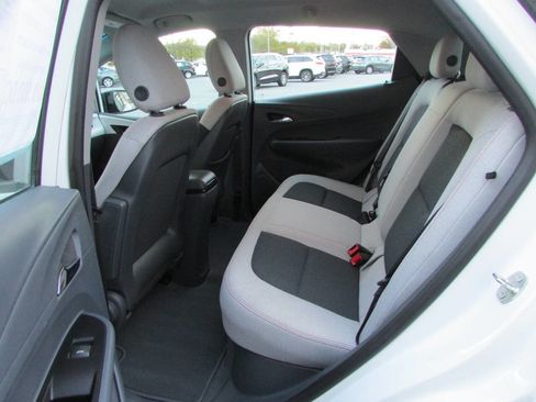 Used 2017 Chevrolet Bolt LT image 5