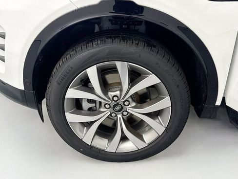 New 2026 Land Rover Discovery Sport Landmark AWD/4WD image 31