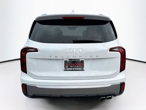 Used 2025 Kia Telluride S image 6