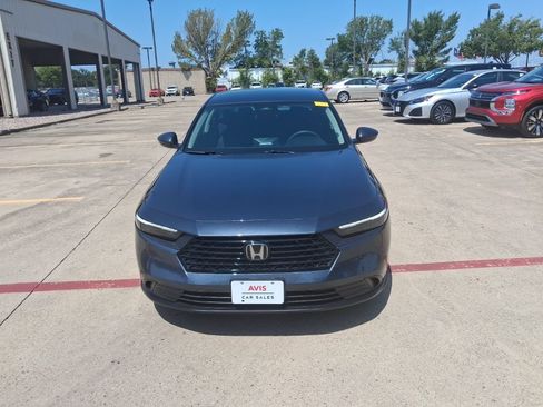 Used 2025 Honda Accord LX image 5