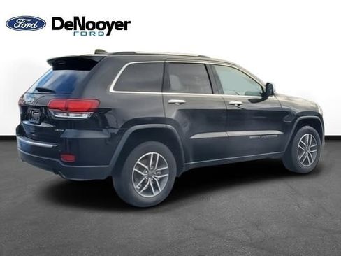 Used 2021 Jeep Grand Cherokee Limited w/ Luxury Group II image 3