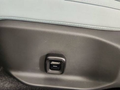 New 2026 Volvo EX30 Ultra w/ Protection Package AWD/4WD image 12