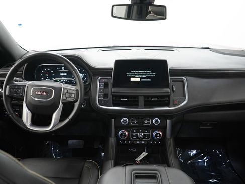 Used 2022 GMC Yukon SLT w/ SLT Premium Package AWD/4WD image 19