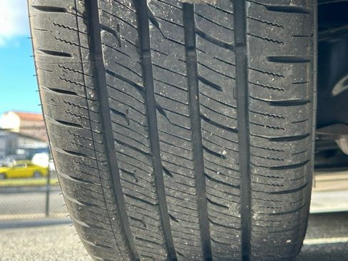 Used 2023 BMW i4 eDrive40 image 70