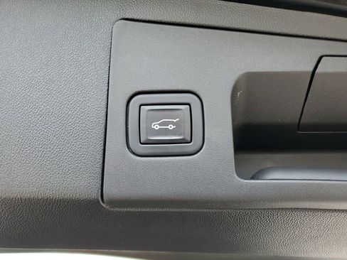 Used 2023 Cadillac XT5 Luxury AWD/4WD image 26