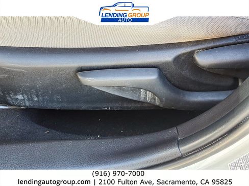 Used 2019 Toyota Corolla LE w/ Carpet Mat Package (TMS) FWD image 20