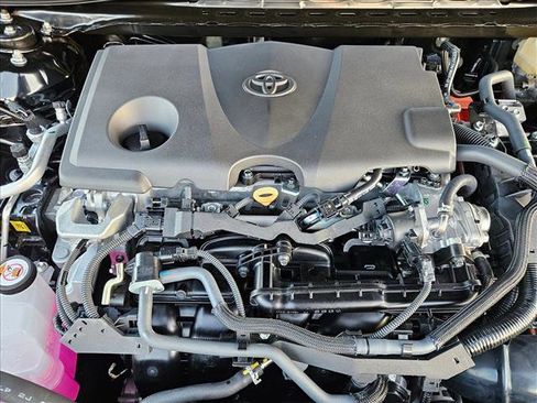 New 2025 Toyota Camry SE image 15
