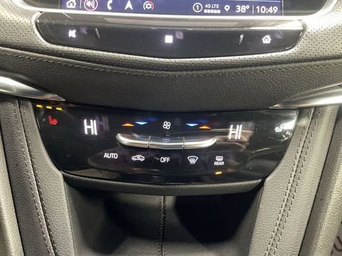 Used 2021 Cadillac XT5 Premium Luxury image 19