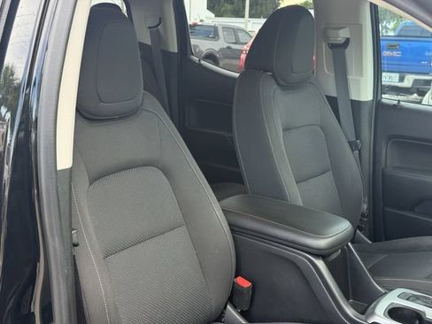 Used 2018 Chevrolet Colorado LT w/ LT Convenience Package RWD image 19
