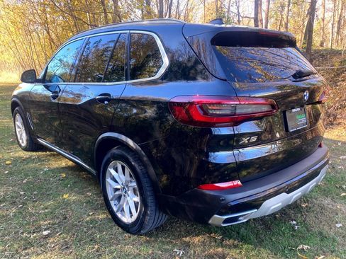 Used 2022 BMW X5 xDrive40i w/ Premium Package AWD/4WD image 5