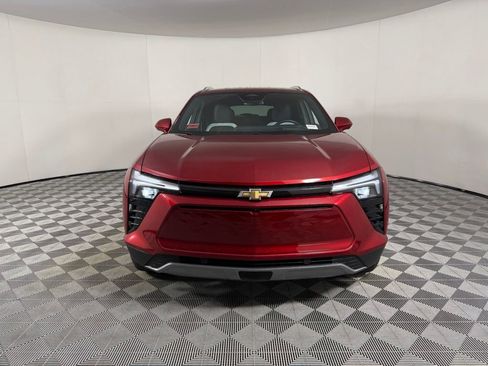 Used 2025 Chevrolet Blazer EV LT image 10