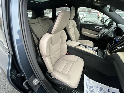 New 2026 Volvo XC60 B5 Plus w/ Climate Package image 25