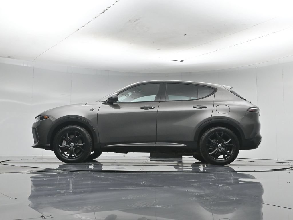 Used 2024 Dodge Hornet R/T Plus w/ R/T Blacktop Package AWD/4WD image 7