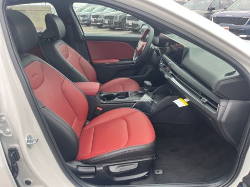 New 2025 Kia K4 GT-Line w/ GT-Line Premium Package image 16