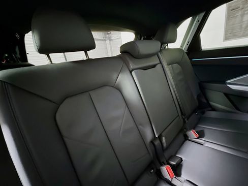 Used 2023 Audi Q3 2.0T Premium Plus w/ Premium Plus Package image 25