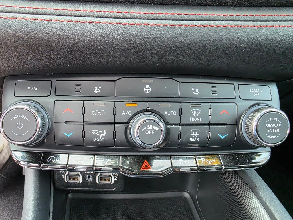 Used 2025 Dodge Durango GT RWD image 29