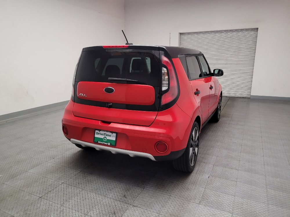 Used 2017 Kia Soul + w/ Designer's Package FWD image 7