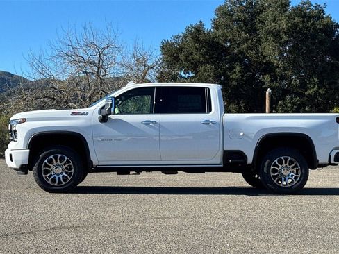 New 2026 Chevrolet Silverado 2500 LTZ w/ Z71 Chrome Sport Edition image 7