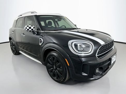 Used 2024 MINI Cooper Countryman S FWD image 3