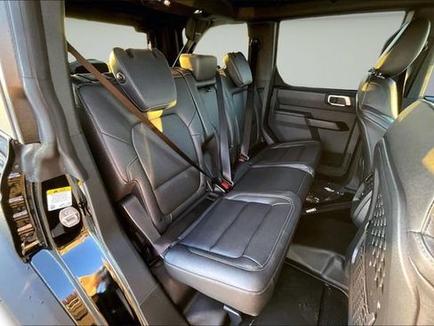 New 2025 Ford Bronco Big Bend w/ Black Diamond Package image 10