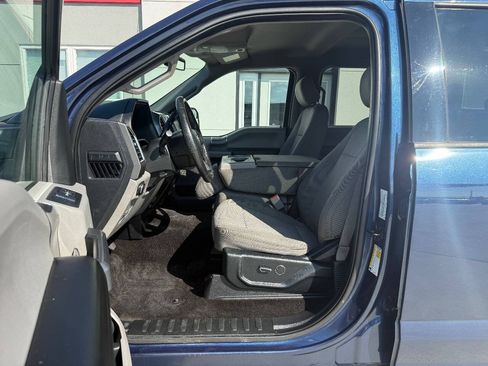 Used 2015 Ford F150 XLT w/ Equipment Group 301A Mid AWD/4WD image 9