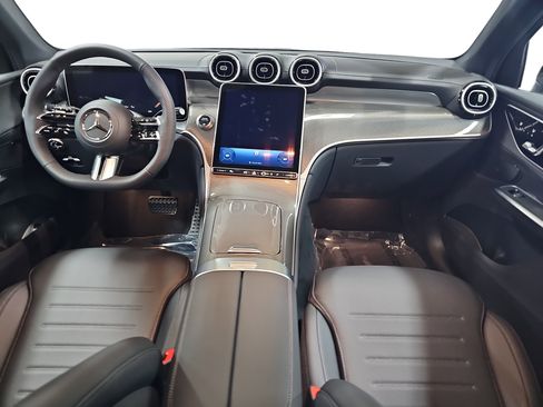 New 2026 Mercedes-Benz GLC 300 4MATIC image 9