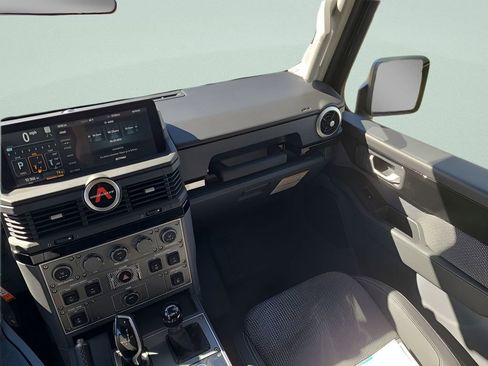 Used 2024 INEOS Grenadier image 3