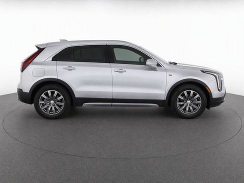 Used 2019 Cadillac XT4 Premium Luxury w/ Enhanced Visibility Package FWD image 8
