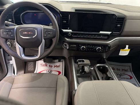 New 2026 GMC Sierra 1500 SLT w/ SLT Premium Plus Package AWD/4WD image 17