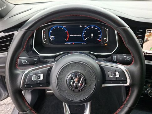 Used 2020 Volkswagen Jetta GLI image 19
