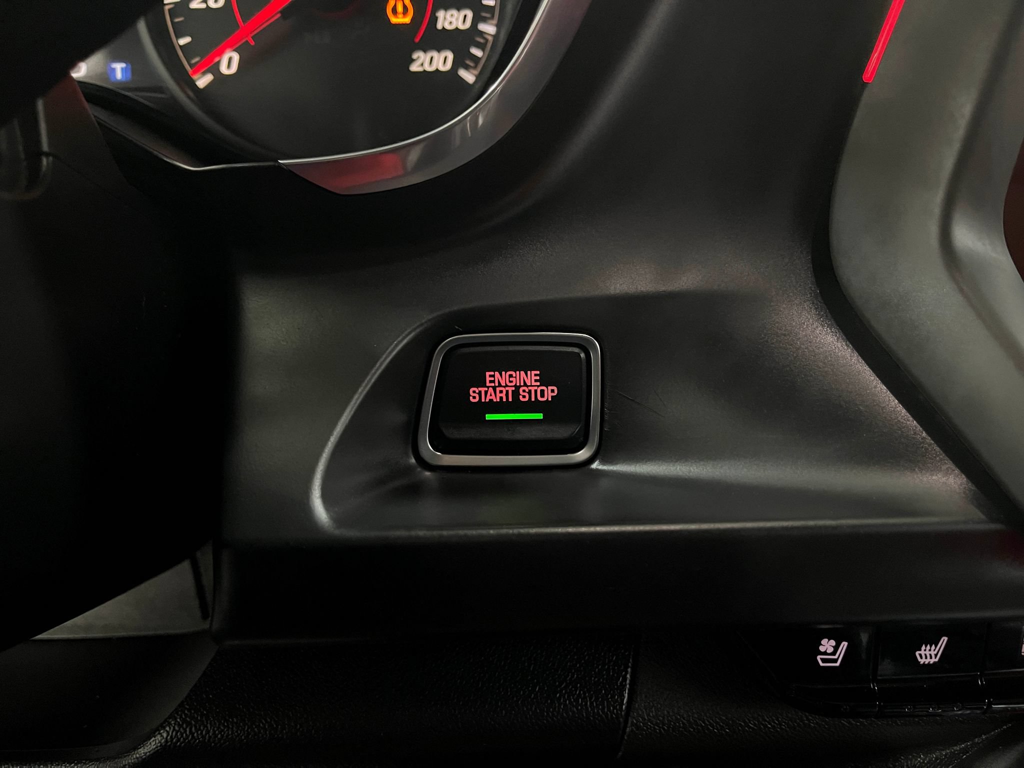 Used 2018 Chevrolet Camaro SS RWD image 20