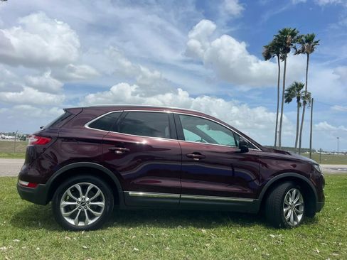 Used 2019 Lincoln MKC Select w/ Select Plus Package image 4
