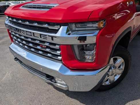 Used 2020 Chevrolet Silverado 2500 LTZ w/ LTZ Plus Package AWD/4WD image 13