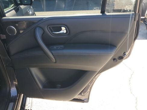 Used 2024 INFINITI QX80 Luxe image 34