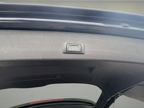 Used 2016 Audi Q5 2.0T Premium Plus w/ Technology Package image 35