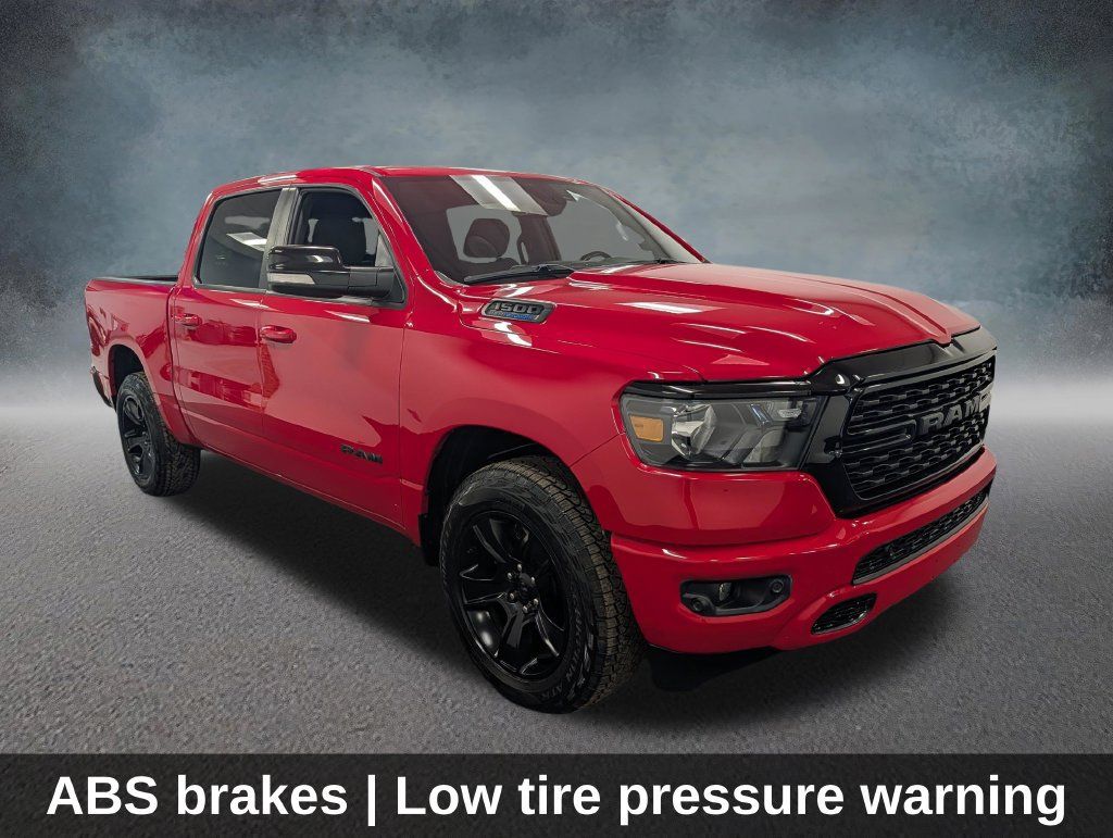 Used 2022 RAM 1500 Big Horn AWD/4WD image 3