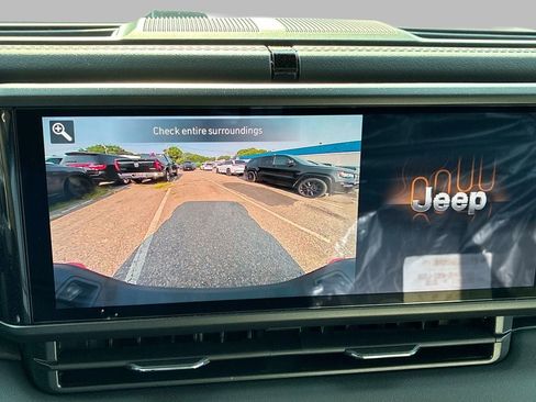 New 2026 Jeep Gladiator Mojave w/ Safety Group AWD/4WD image 17