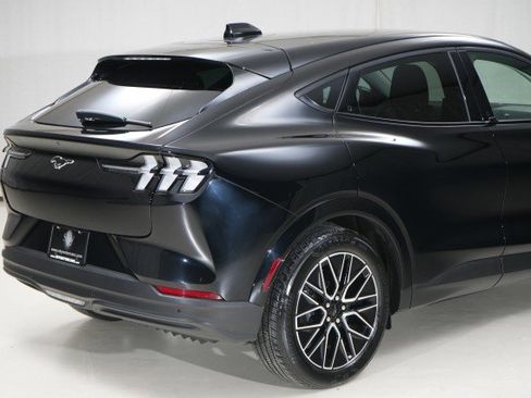 Used 2025 Ford Mustang Mach-E Premium image 10