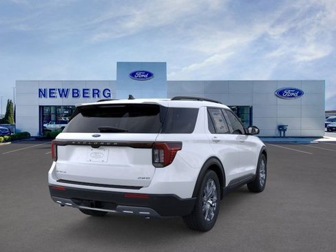 New 2026 Ford Explorer Active image 8