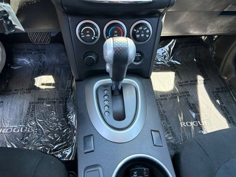 Used 2014 Nissan Rogue S AWD/4WD image 4