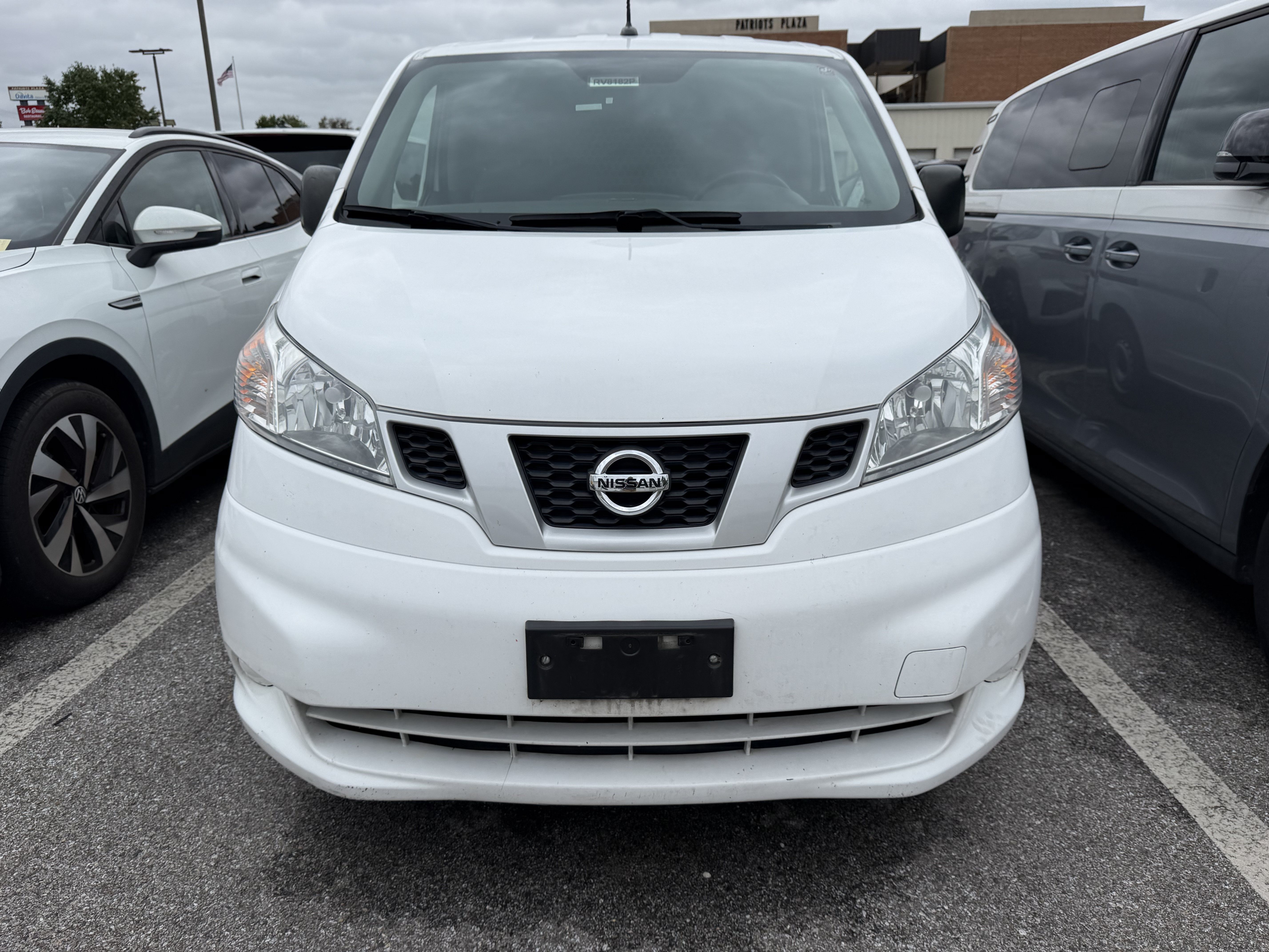 Used 2020 Nissan NV200 S FWD image 2