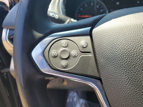 Used 2023 Chevrolet Traverse LT FWD image 30