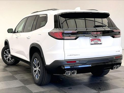 New 2026 GMC Acadia AT4 w/ Luxury Package AWD/4WD image 2