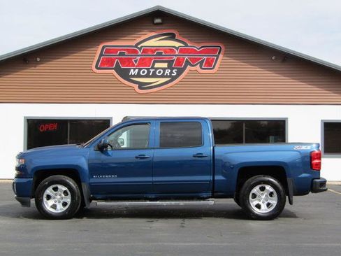 Used 2017 Chevrolet Silverado 1500 LT w/ All Star Edition image 4