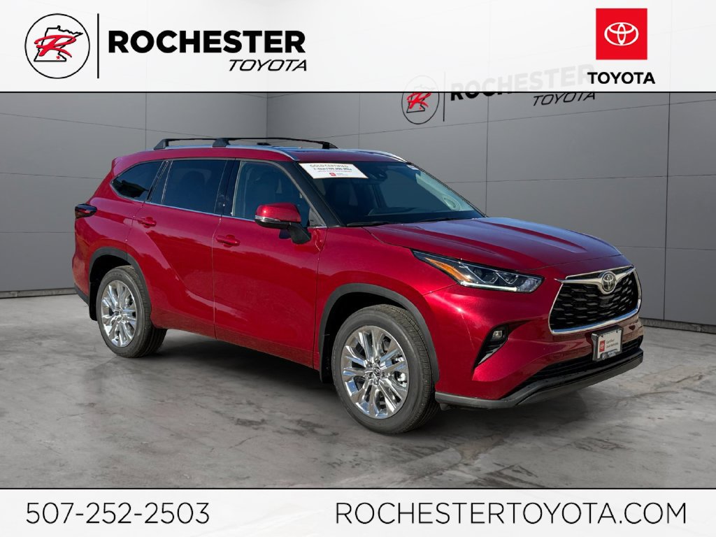 Certified 2026 Toyota Highlander Limited AWD/4WD image 1