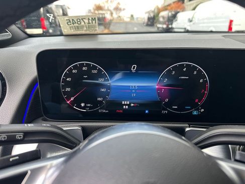 New 2026 Mercedes-Benz GLB 250 image 29