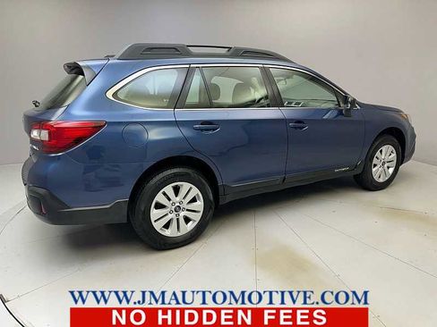 Used 2019 Subaru Outback 2.5i image 5